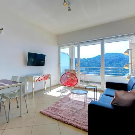 Apartamento One-bedroom With Balcony And Sea View Deluxe